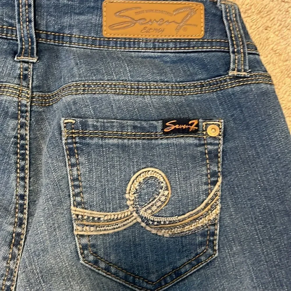 Seven 7 Premium Quality Brand Size 4 NWT Shorts